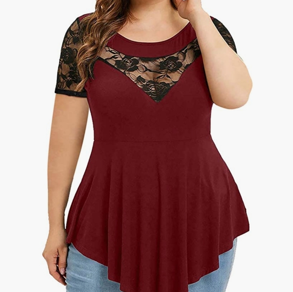 Short Sleeve Tunic/Lace Blouse